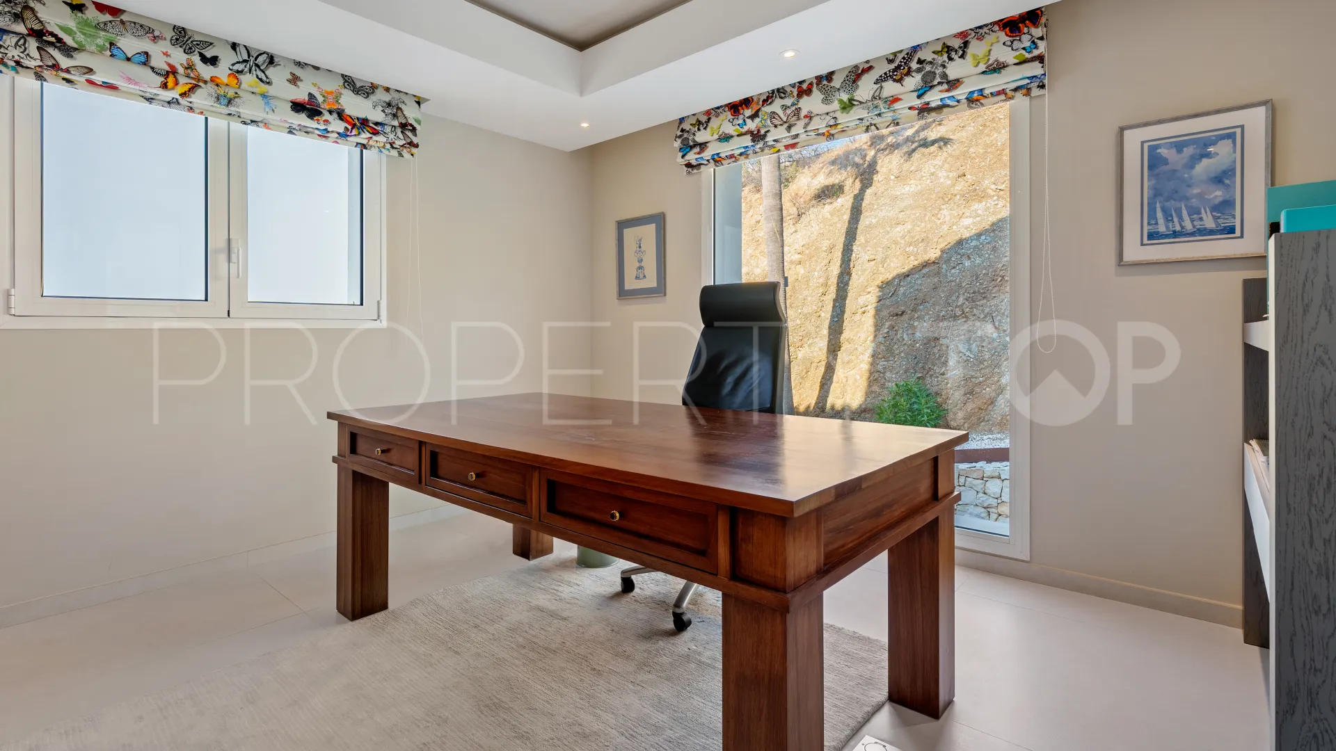Villa en venta de 9 dormitorios en Puerto del Almendro