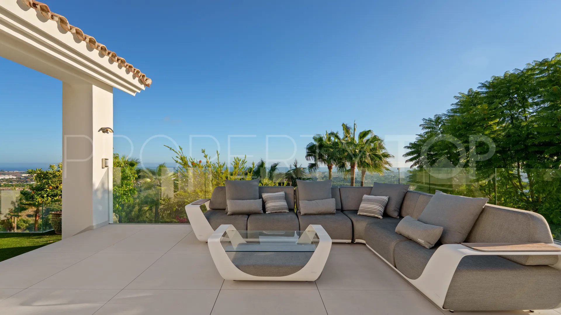 Villa en venta de 9 dormitorios en Puerto del Almendro