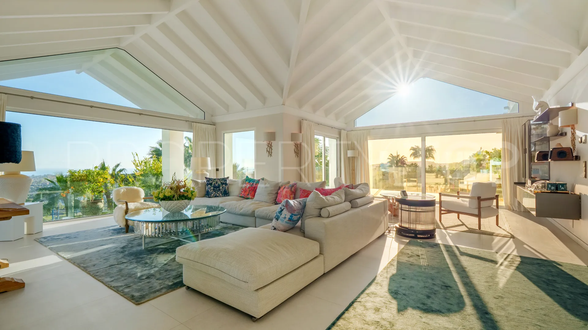 Villa en venta de 9 dormitorios en Puerto del Almendro