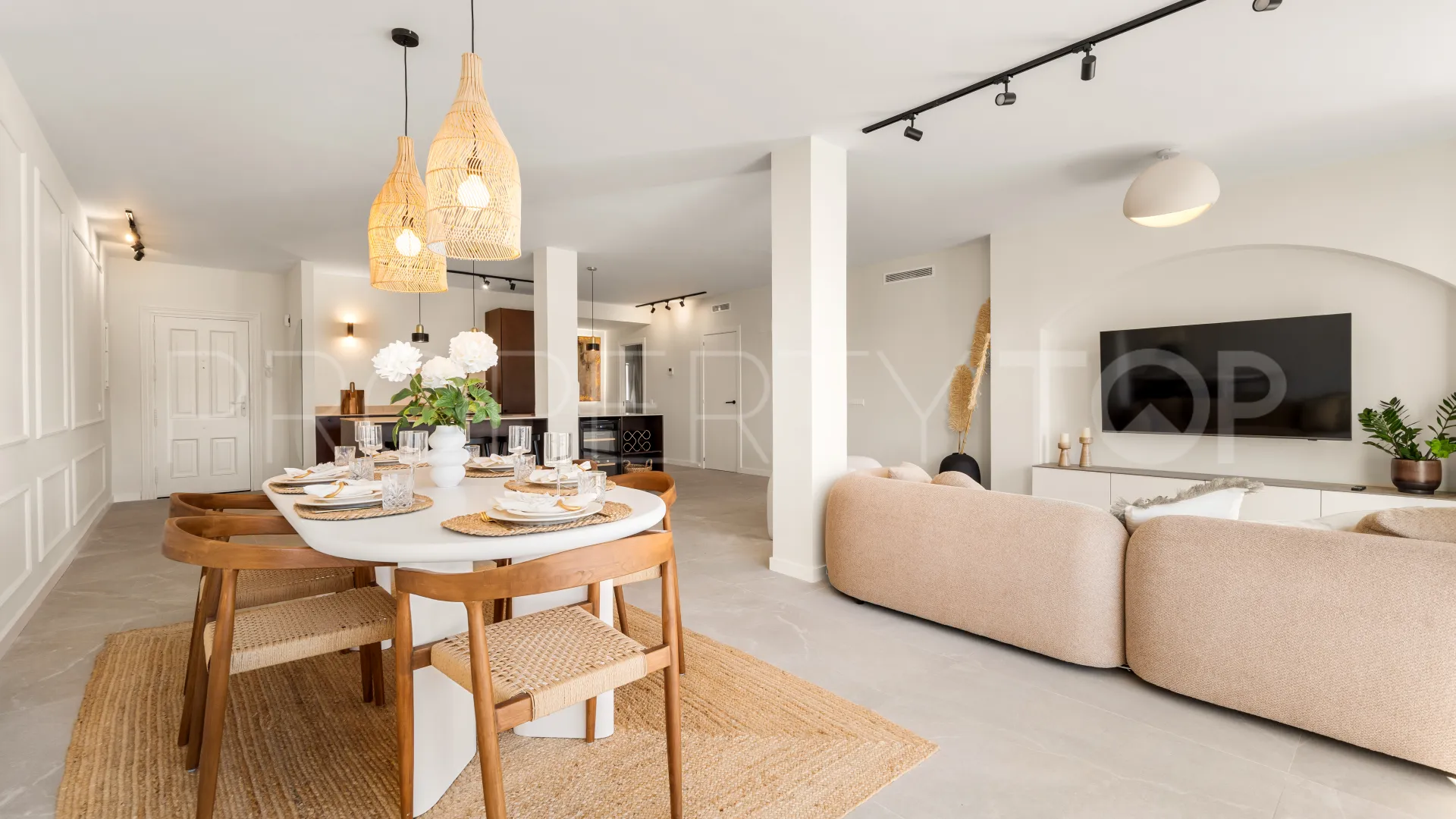 For sale apartment with 3 bedrooms in La Quinta
