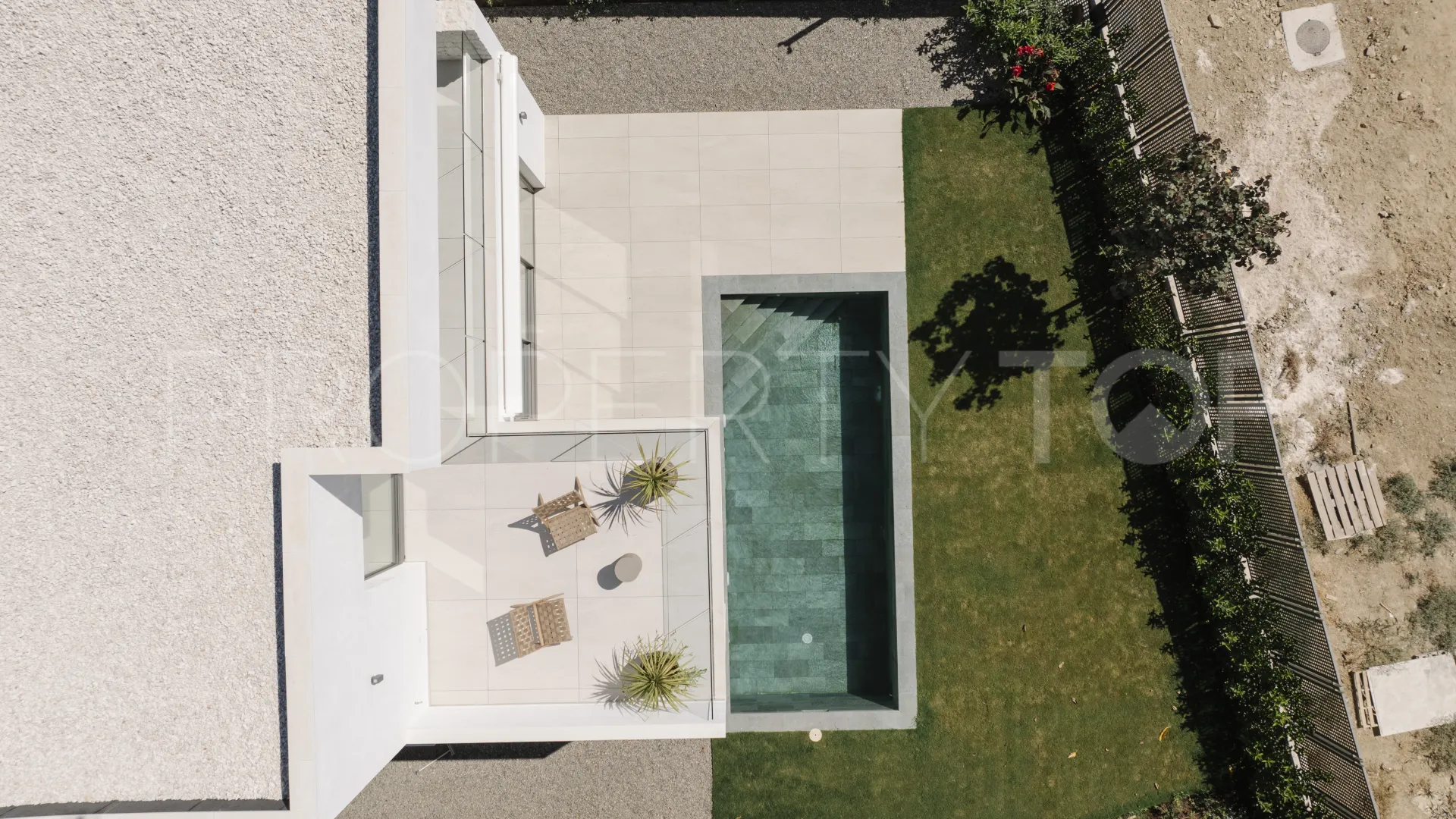 For sale villa in Estepona with 4 bedrooms