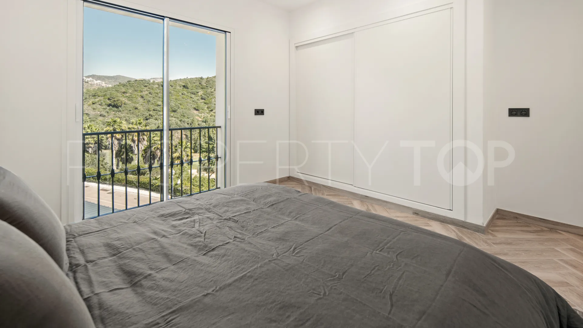 For sale 3 bedrooms penthouse in La Quinta