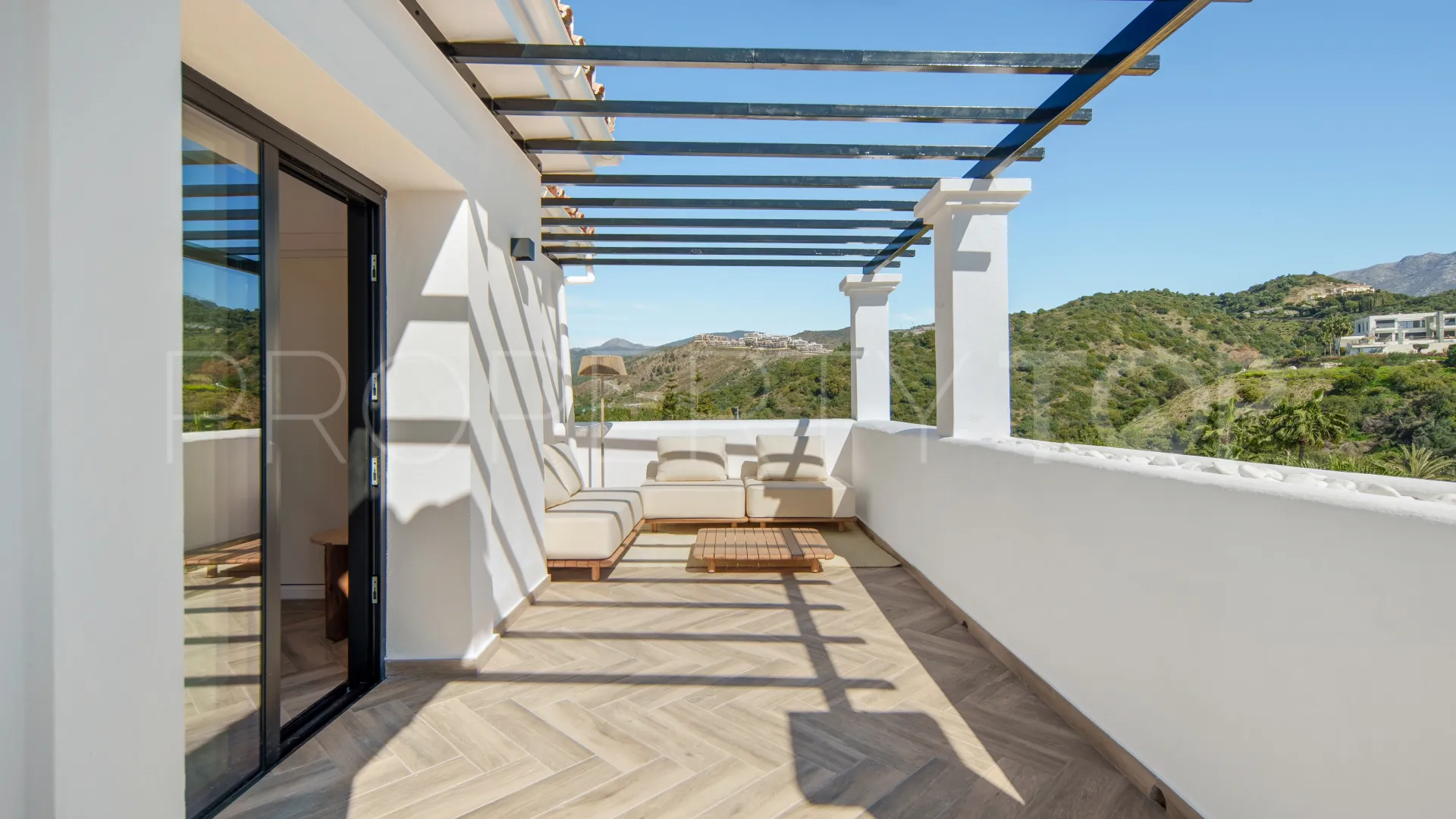 For sale 3 bedrooms penthouse in La Quinta