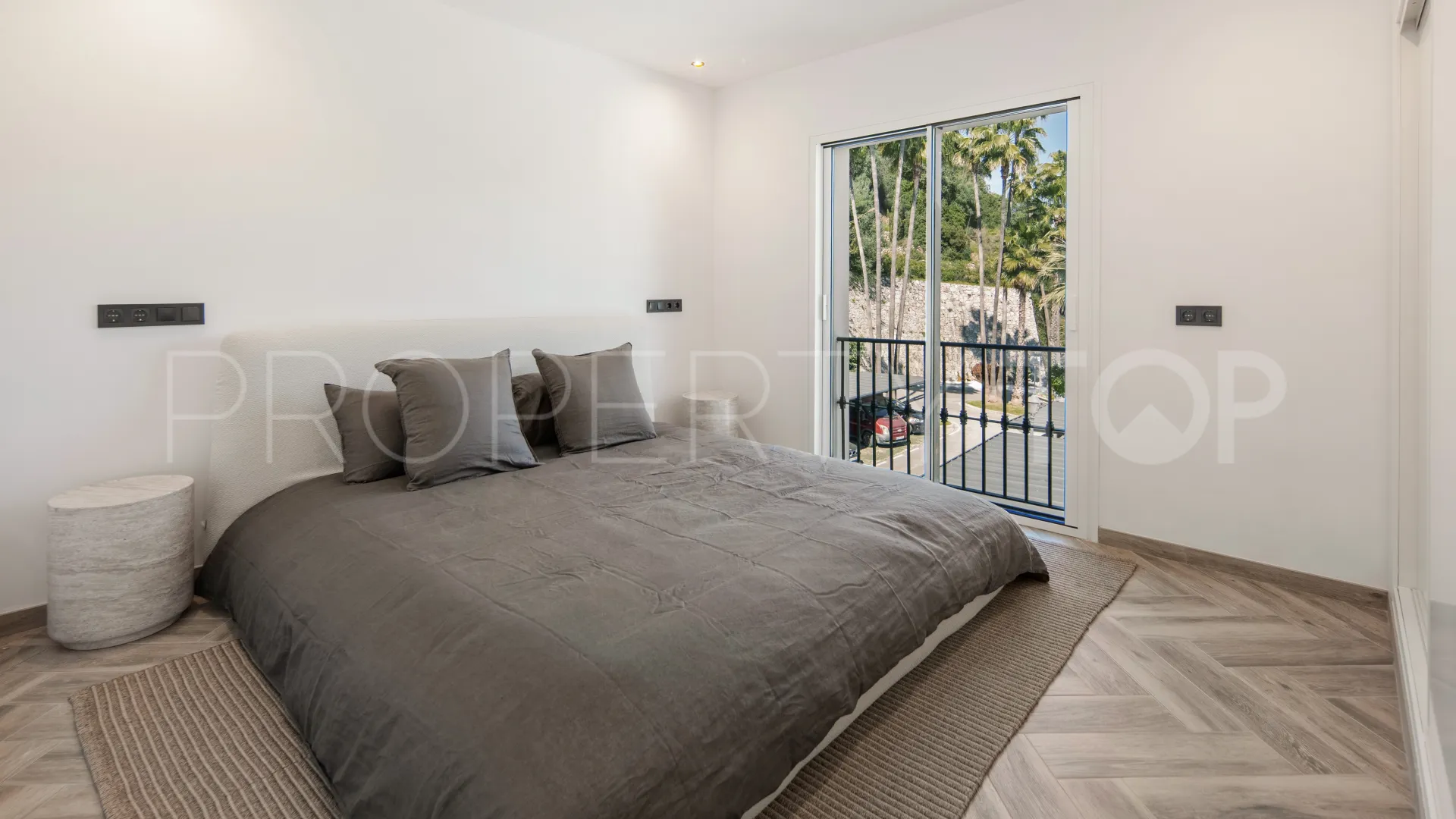 For sale 3 bedrooms penthouse in La Quinta