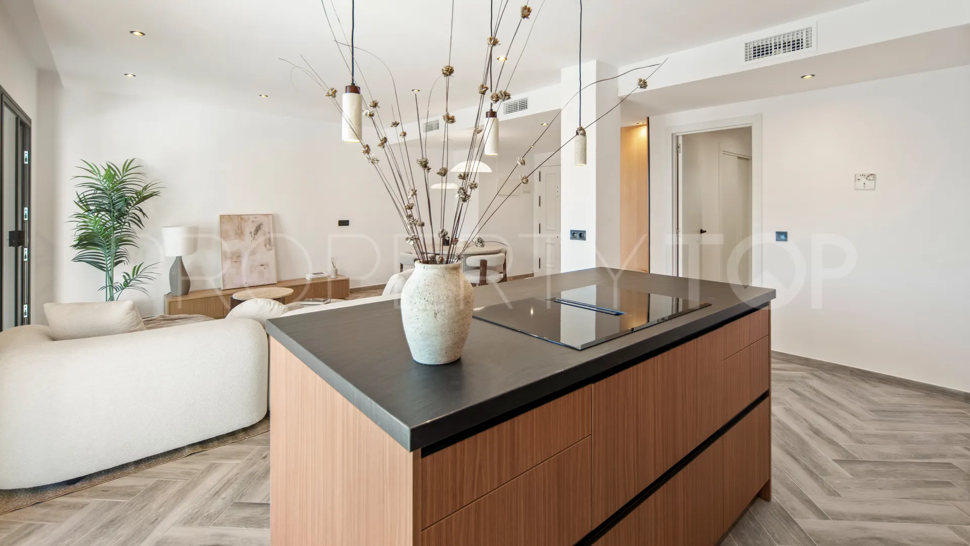 For sale 3 bedrooms penthouse in La Quinta