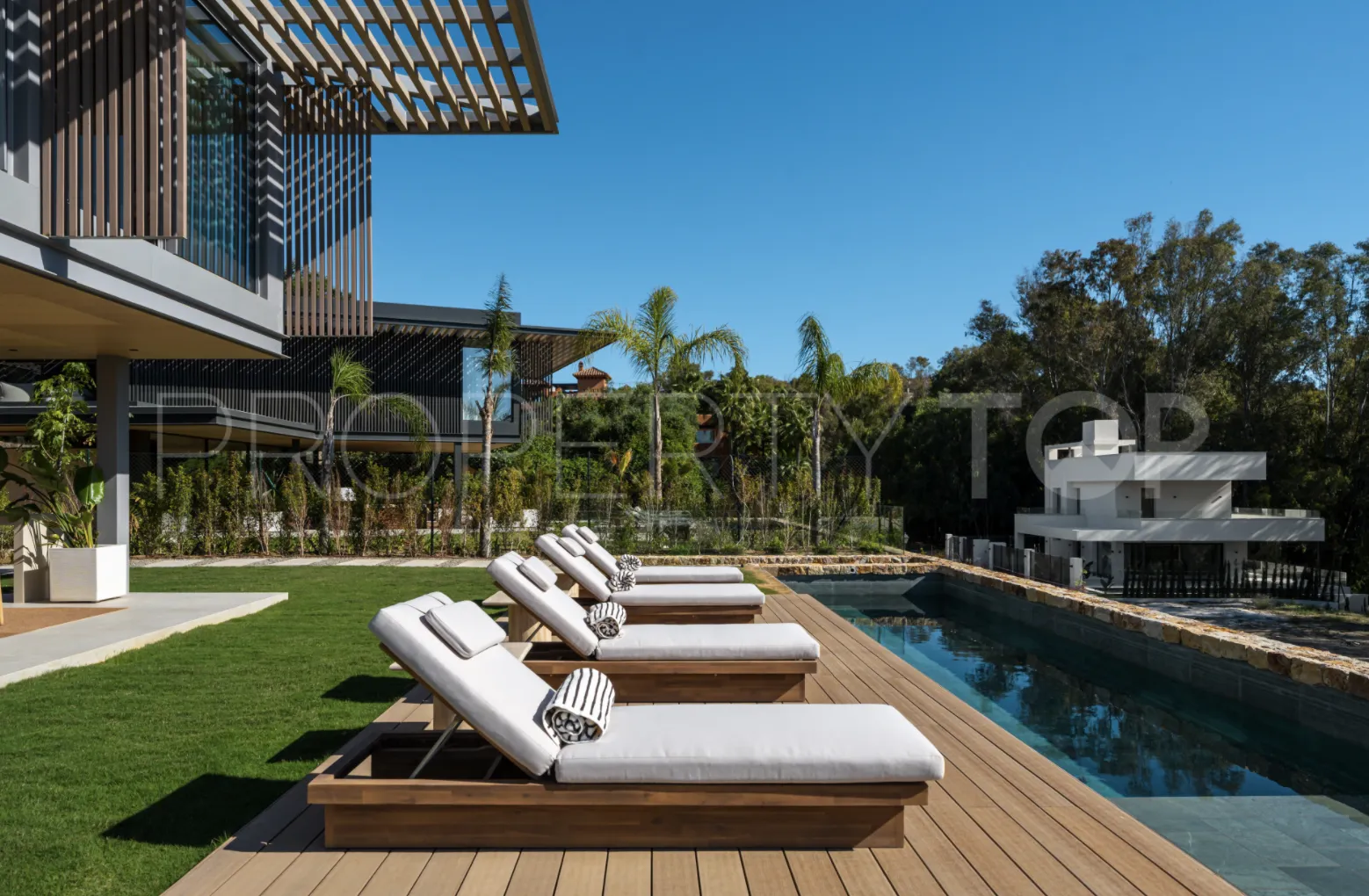 4 bedrooms La Cerquilla villa for sale