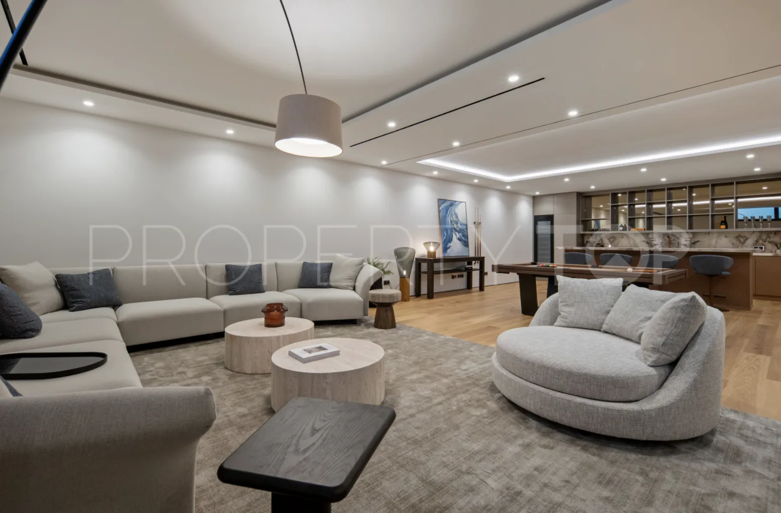 For sale Golden Mile 4 bedrooms apartment
