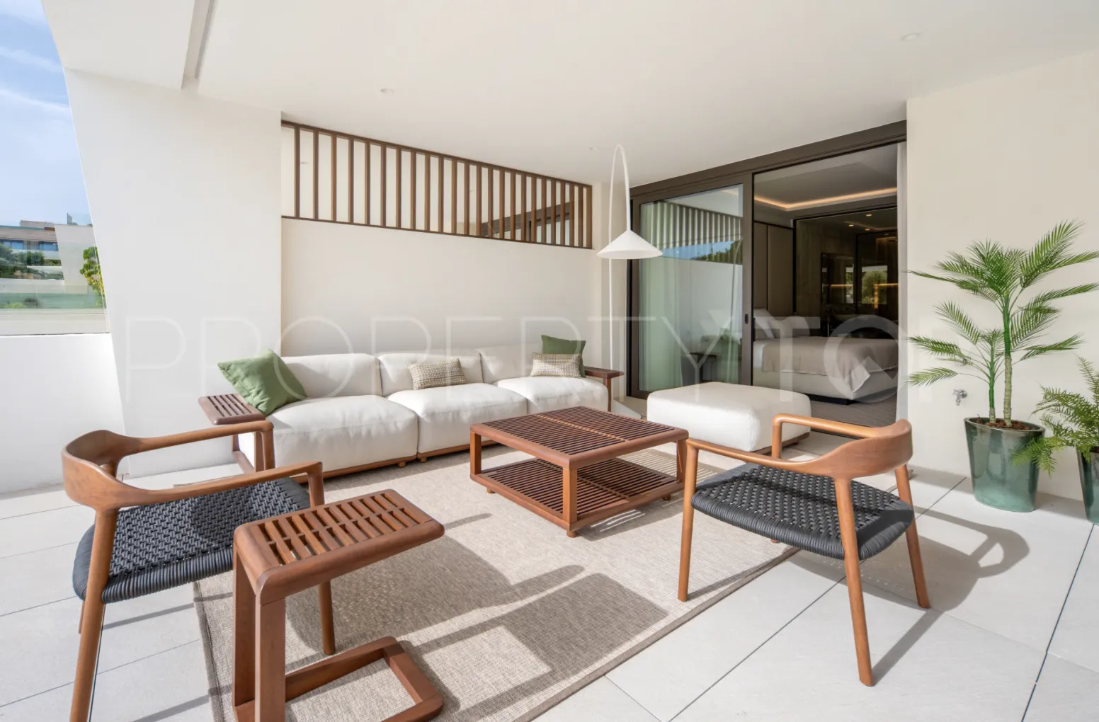 For sale Golden Mile 4 bedrooms apartment