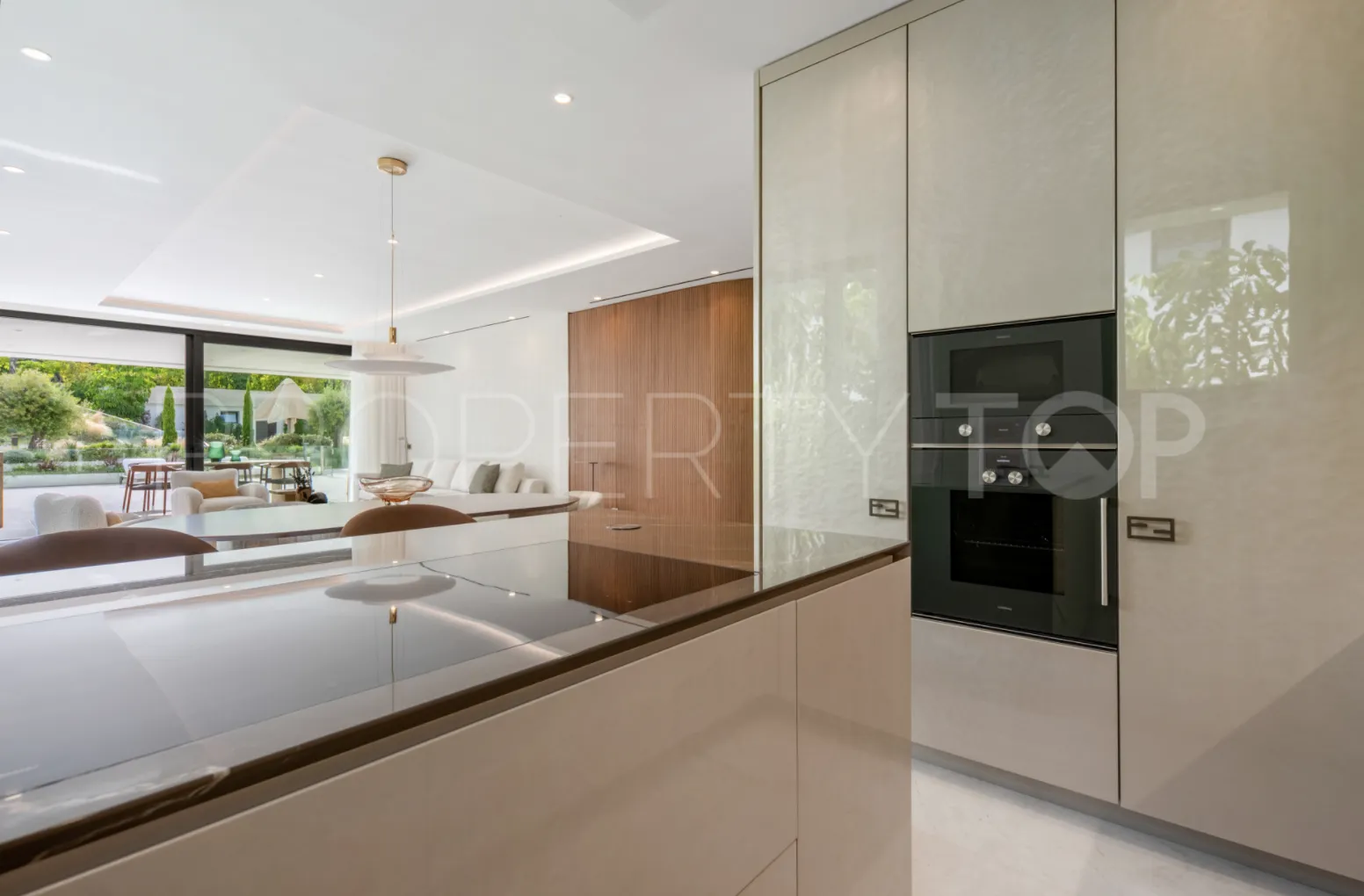 For sale Golden Mile 4 bedrooms apartment