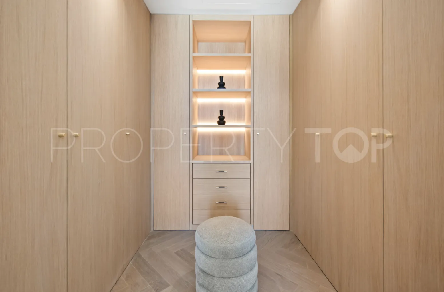House for sale in Nueva Andalucia