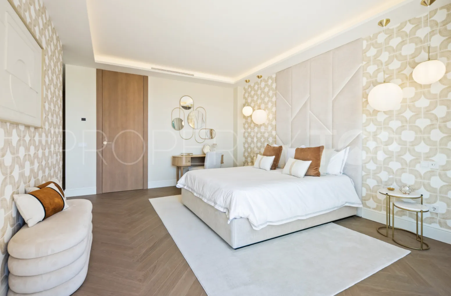 House for sale in Nueva Andalucia