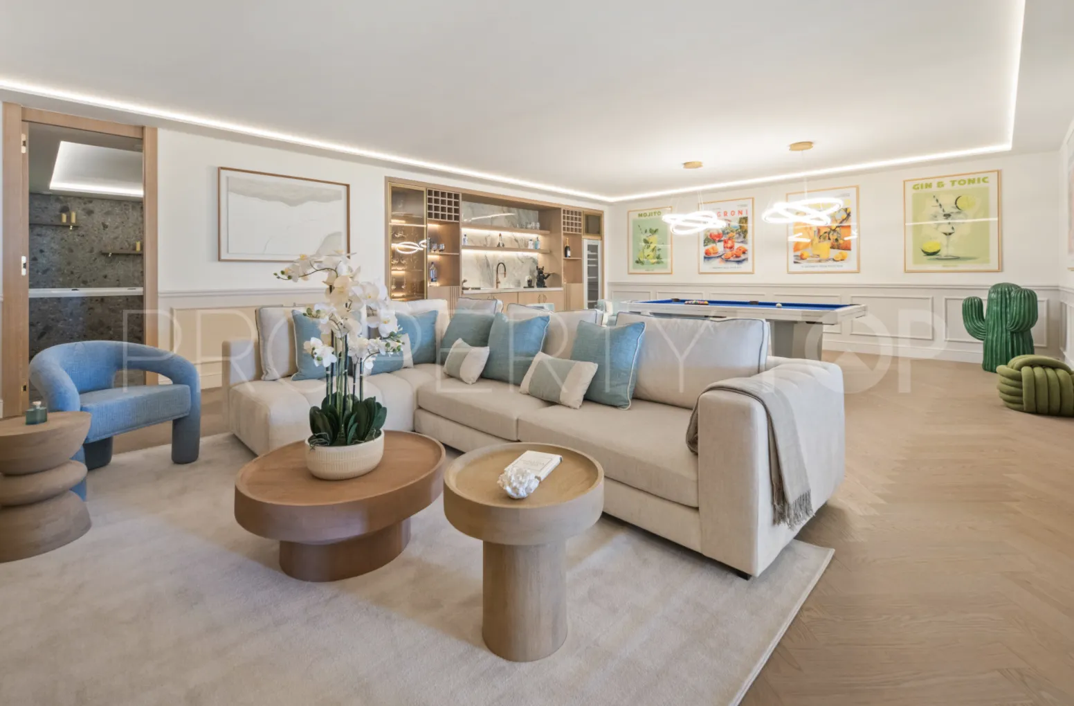 House for sale in Nueva Andalucia