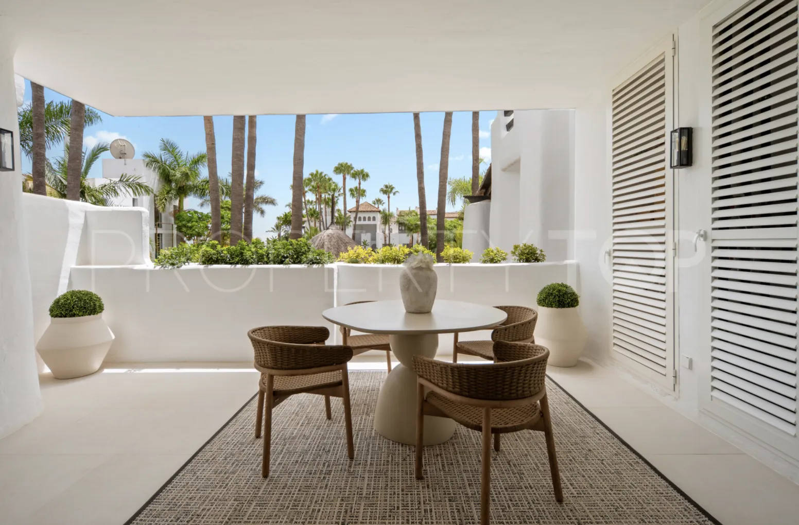 Buy Puente Romano apartment