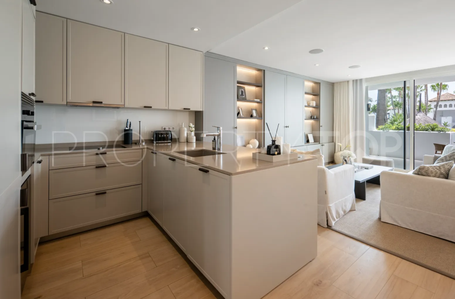 Buy Puente Romano apartment