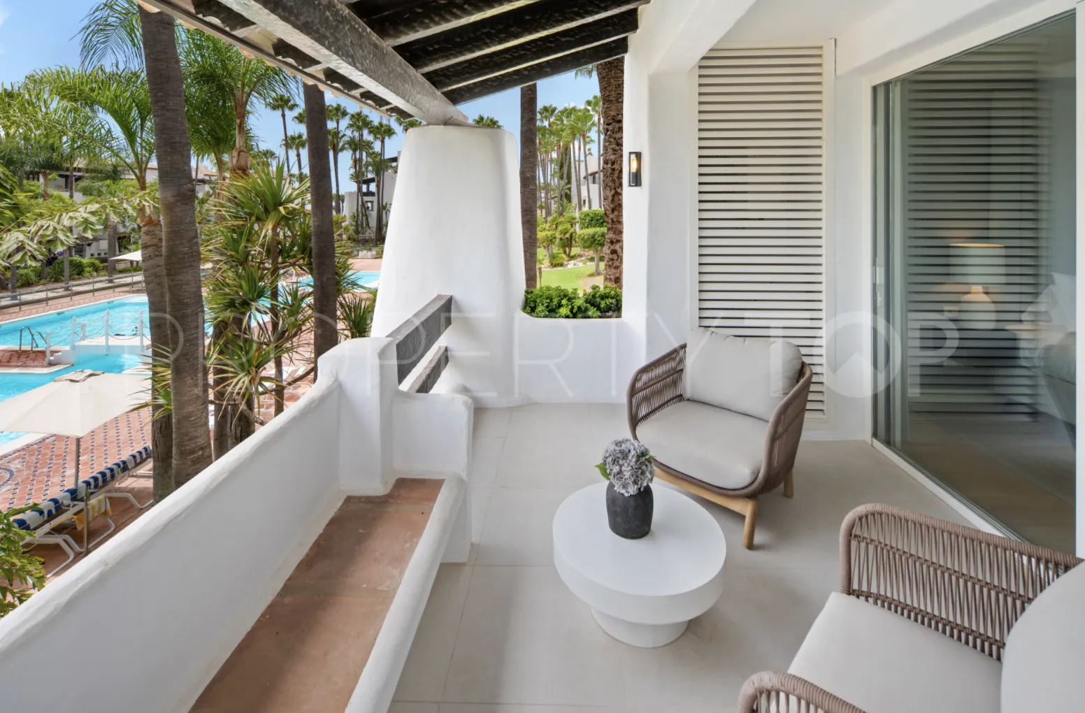 Buy Puente Romano apartment