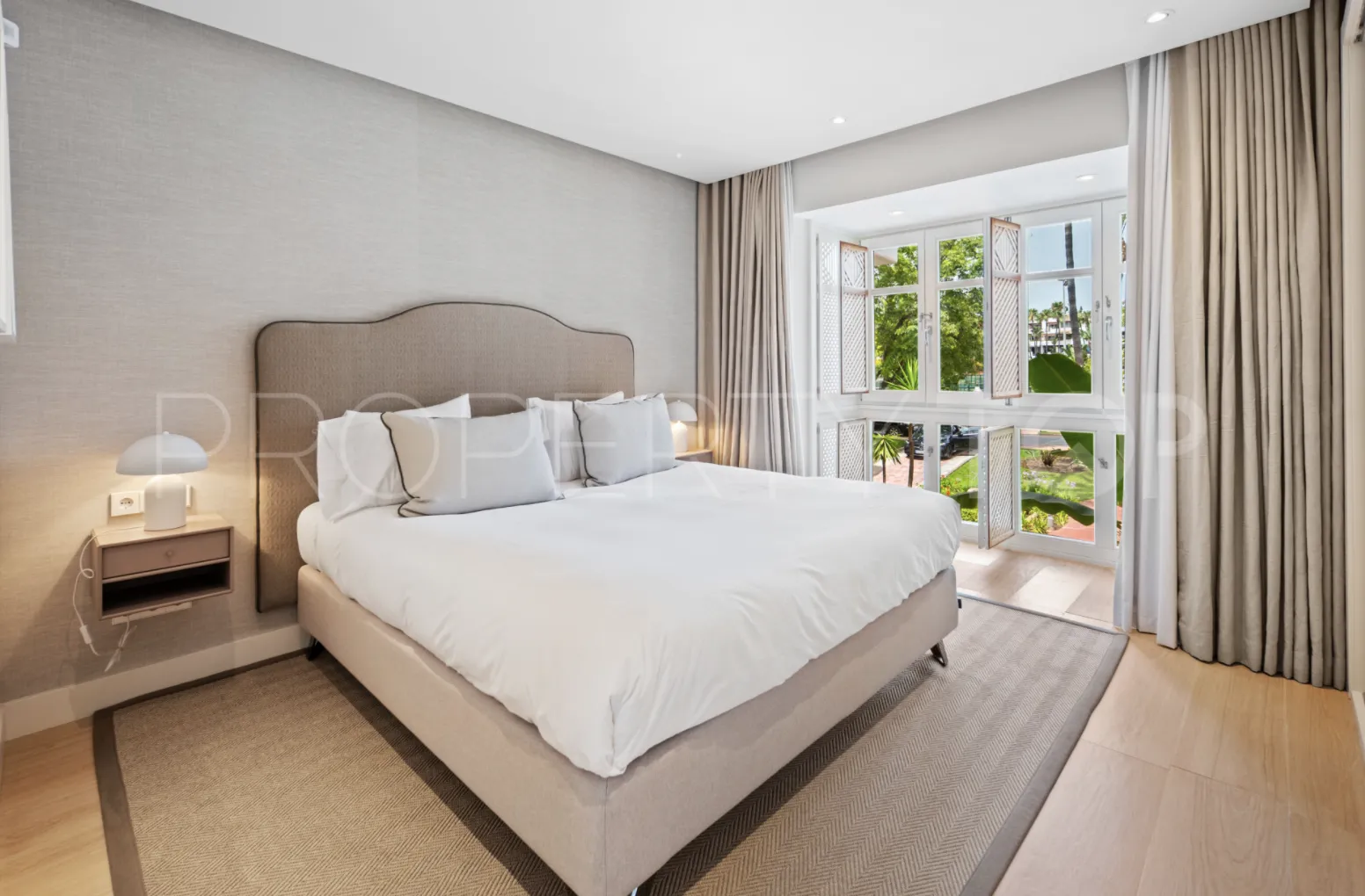 Buy Puente Romano apartment