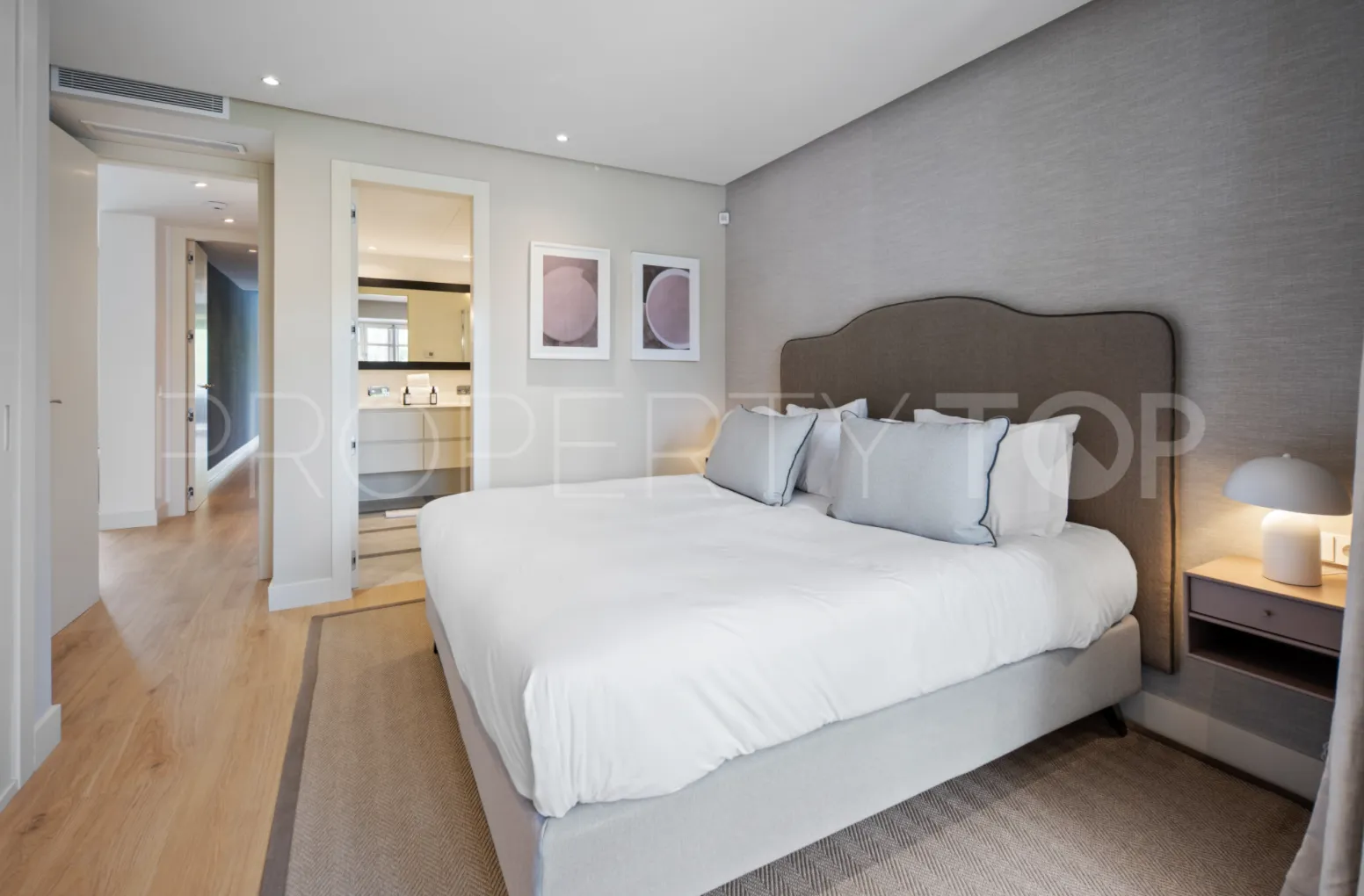 Buy Puente Romano apartment