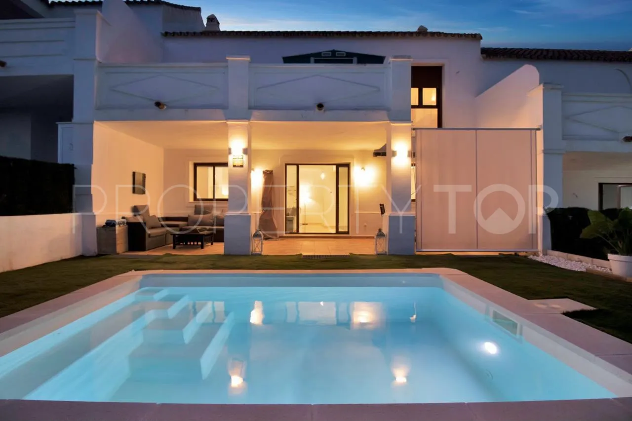 Casares Golf, adosado en venta