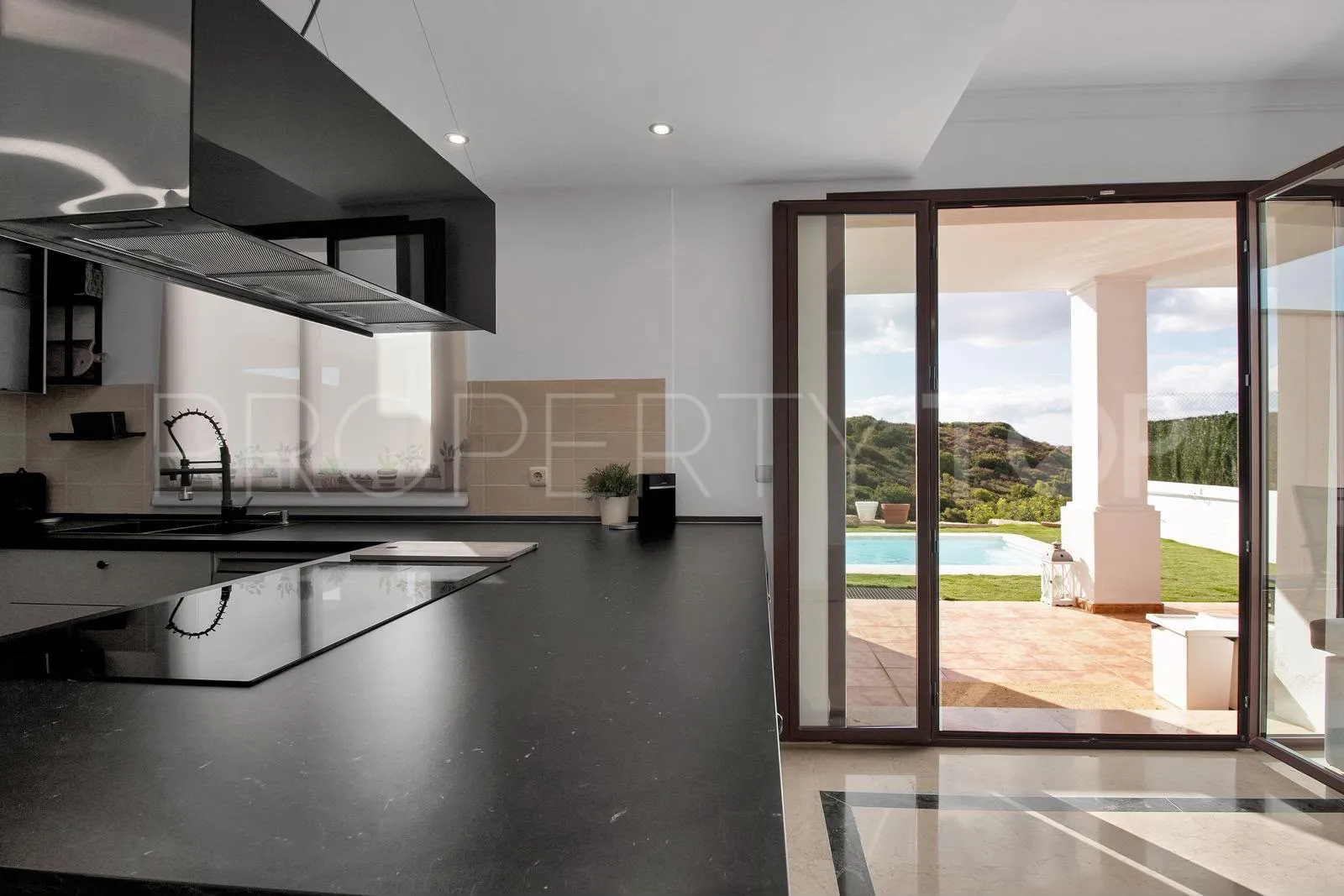 Casares Golf, adosado en venta