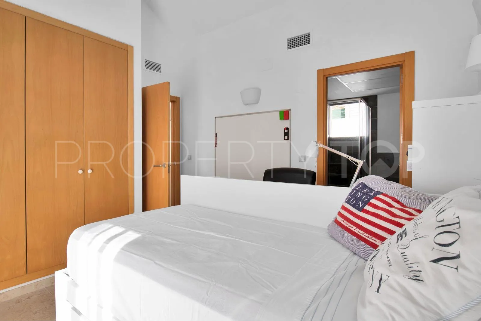 Casares Golf, adosado en venta