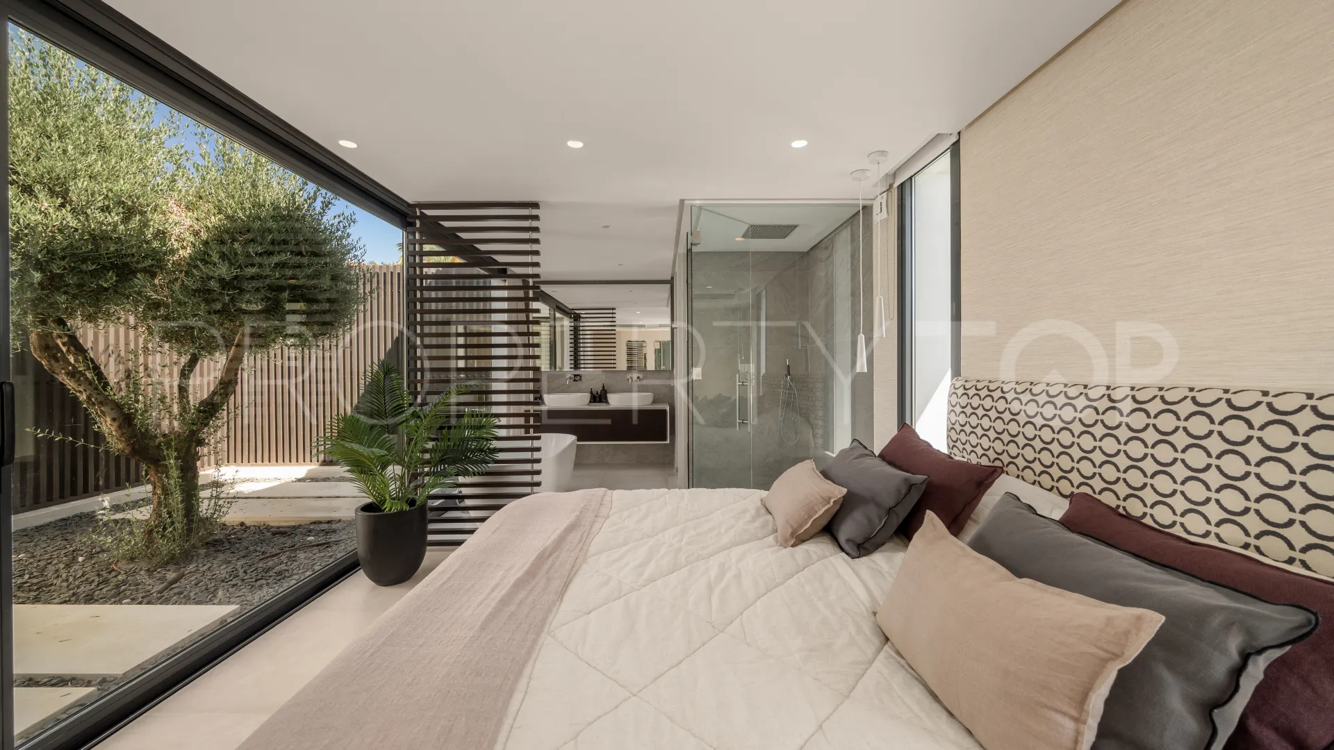 Villa a la venta en Nueva Andalucia