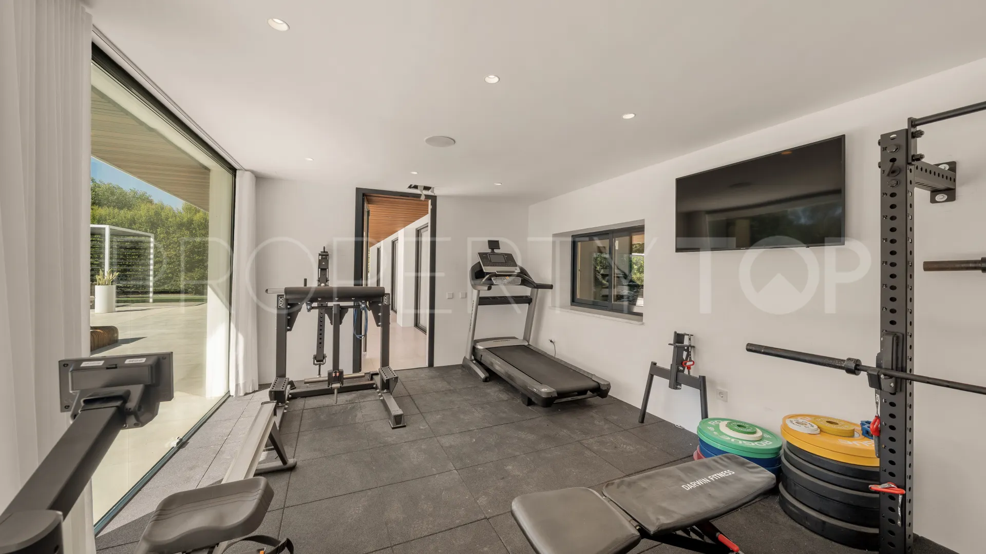Villa a la venta en Nueva Andalucia