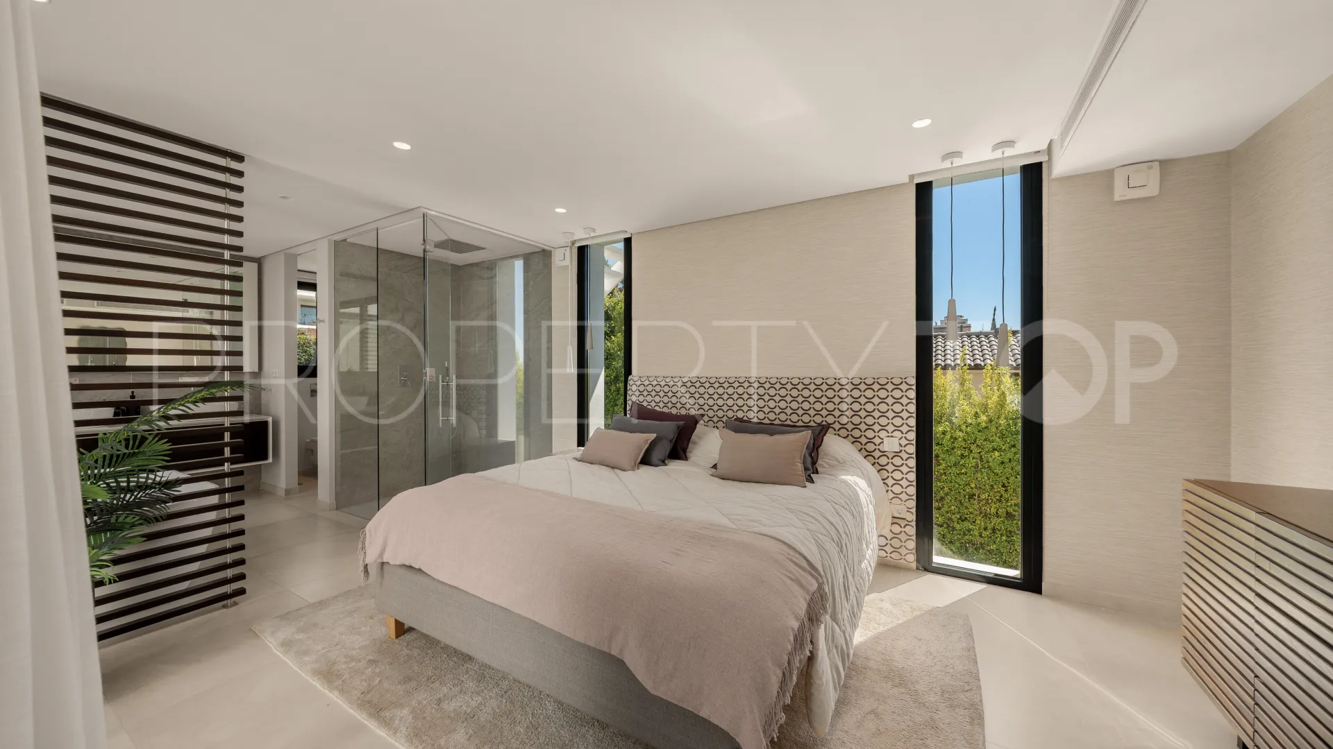 Villa a la venta en Nueva Andalucia