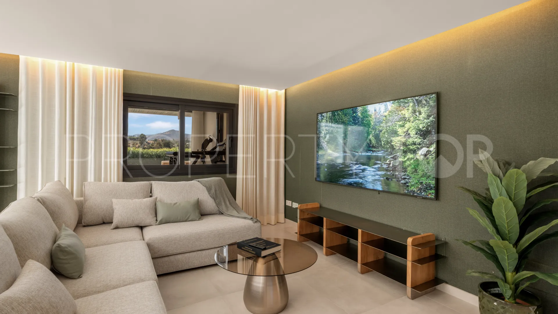 Villa a la venta en Nueva Andalucia