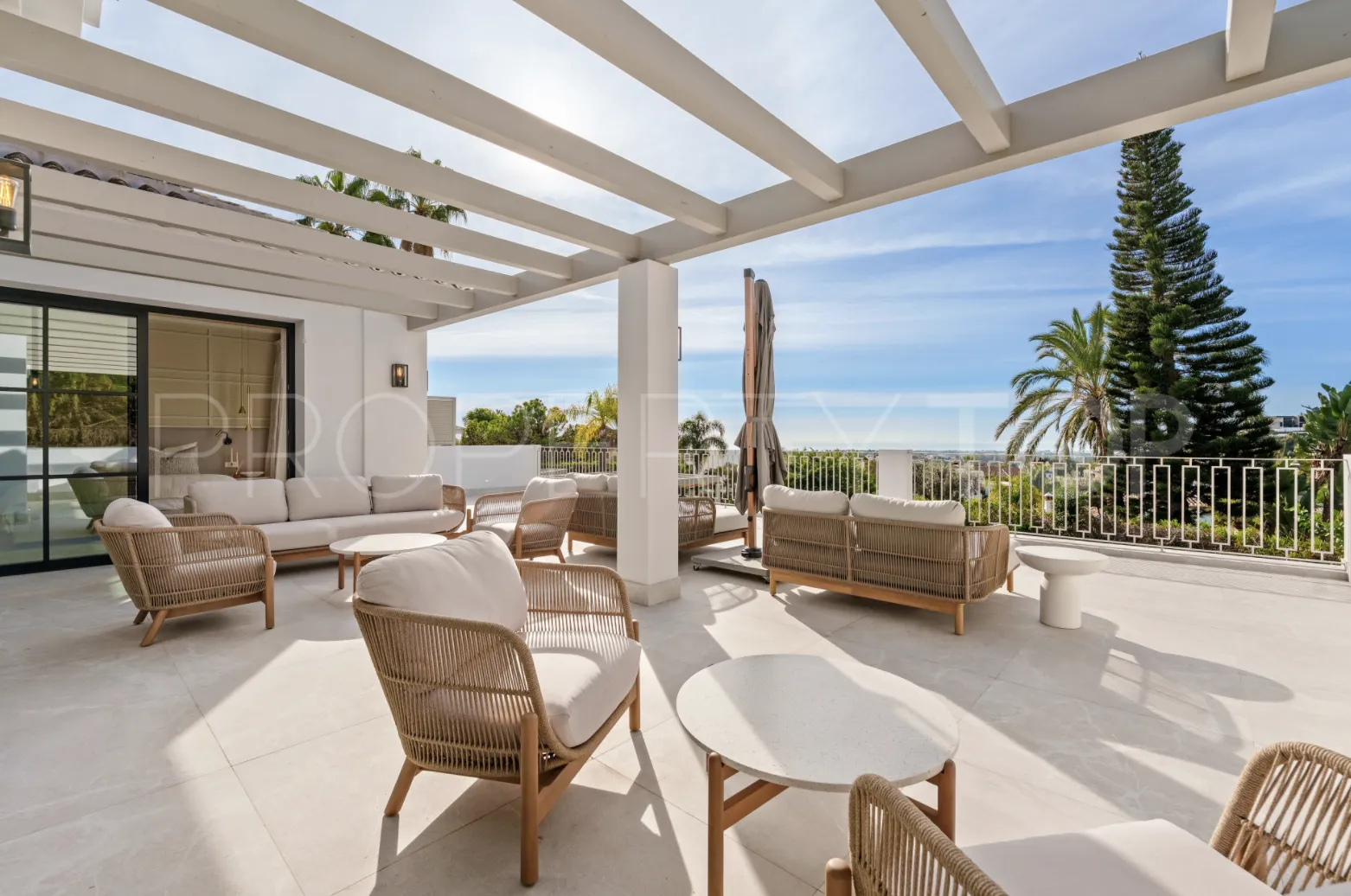 Villa de 5 dormitorios en venta en La Quinta
