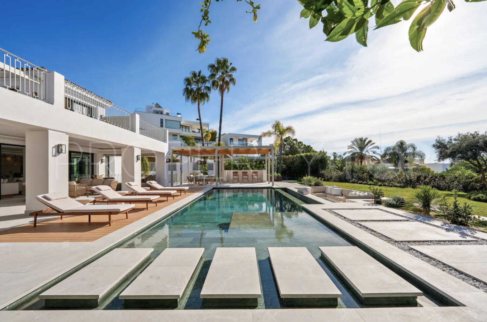 Villa de 5 dormitorios en venta en La Quinta
