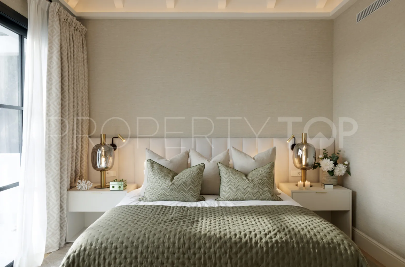 Villa de 5 dormitorios en venta en La Quinta