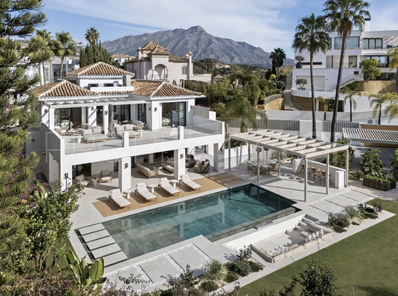 Villa de 5 dormitorios en venta en La Quinta
