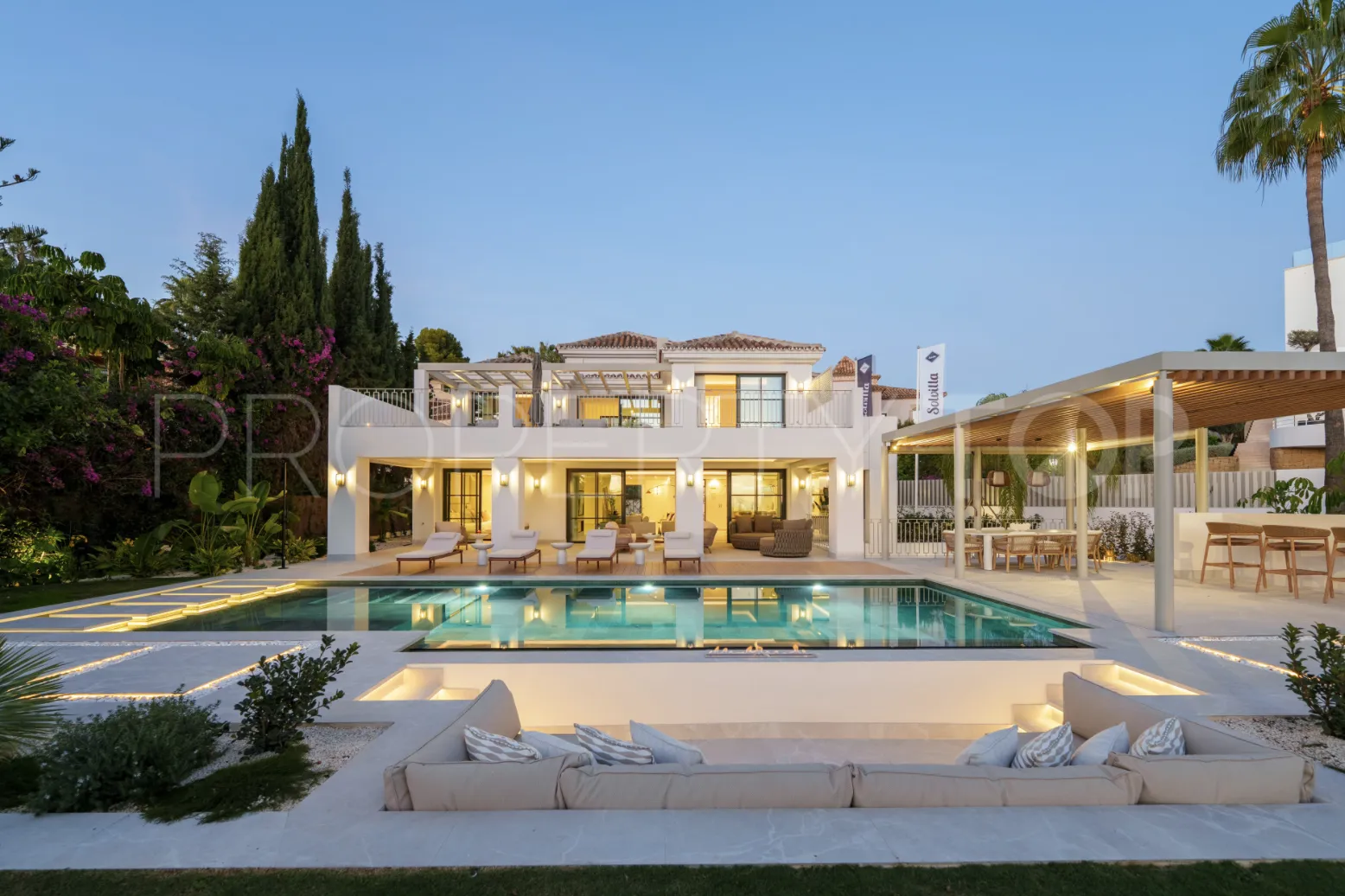 Villa de 5 dormitorios en venta en La Quinta