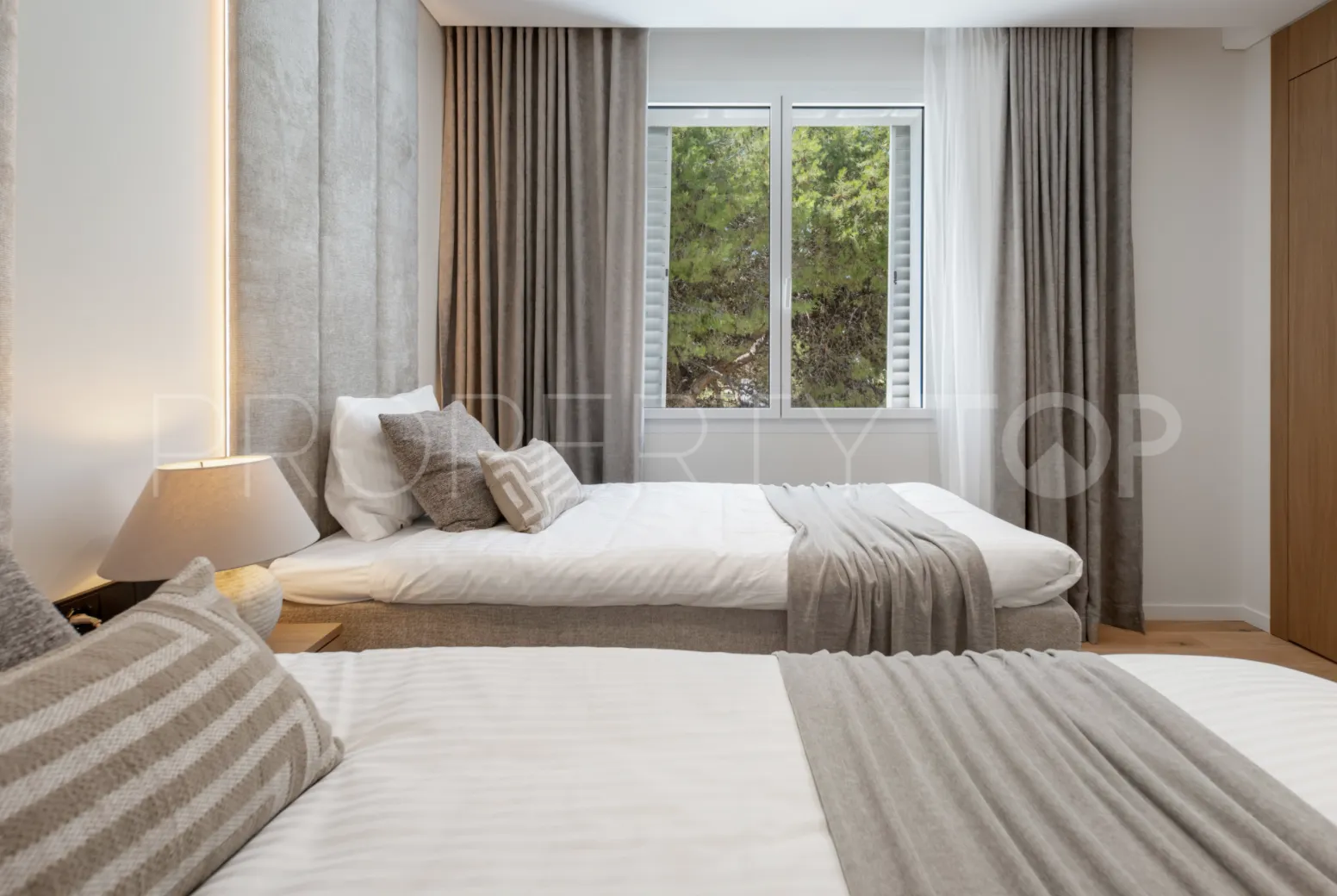 3 bedrooms Lomas de los Monteros penthouse for sale