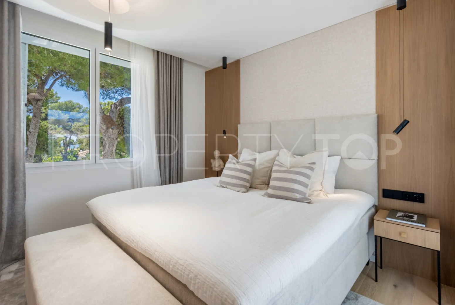 3 bedrooms Lomas de los Monteros penthouse for sale