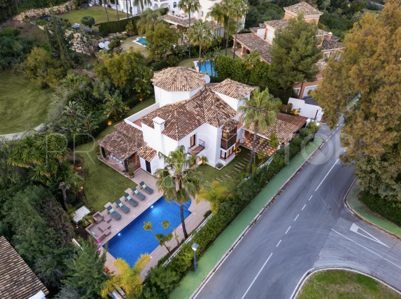 La Quinta, villa a la venta de 4 dormitorios