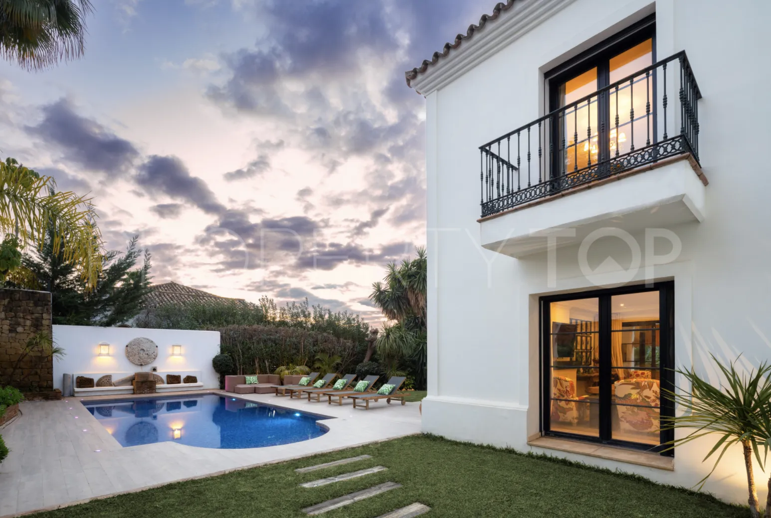 La Quinta, villa a la venta de 4 dormitorios