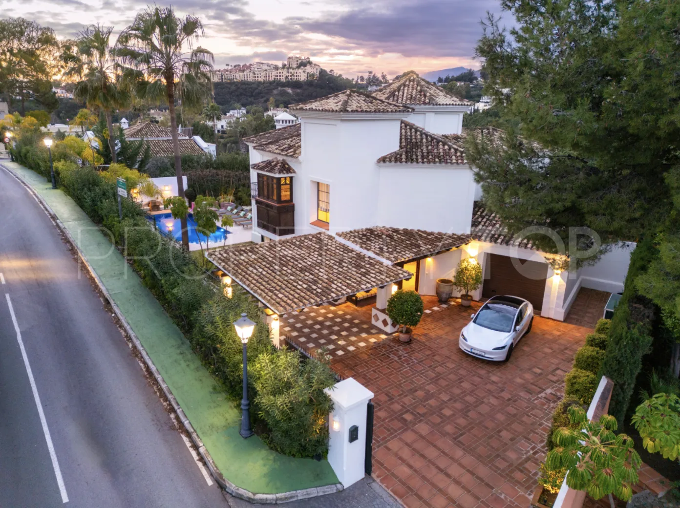 La Quinta, villa a la venta de 4 dormitorios