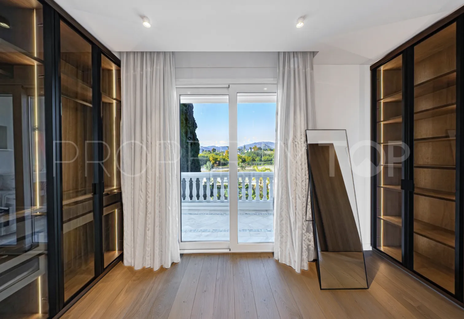 3 bedrooms apartment for sale in Las Dunas Park