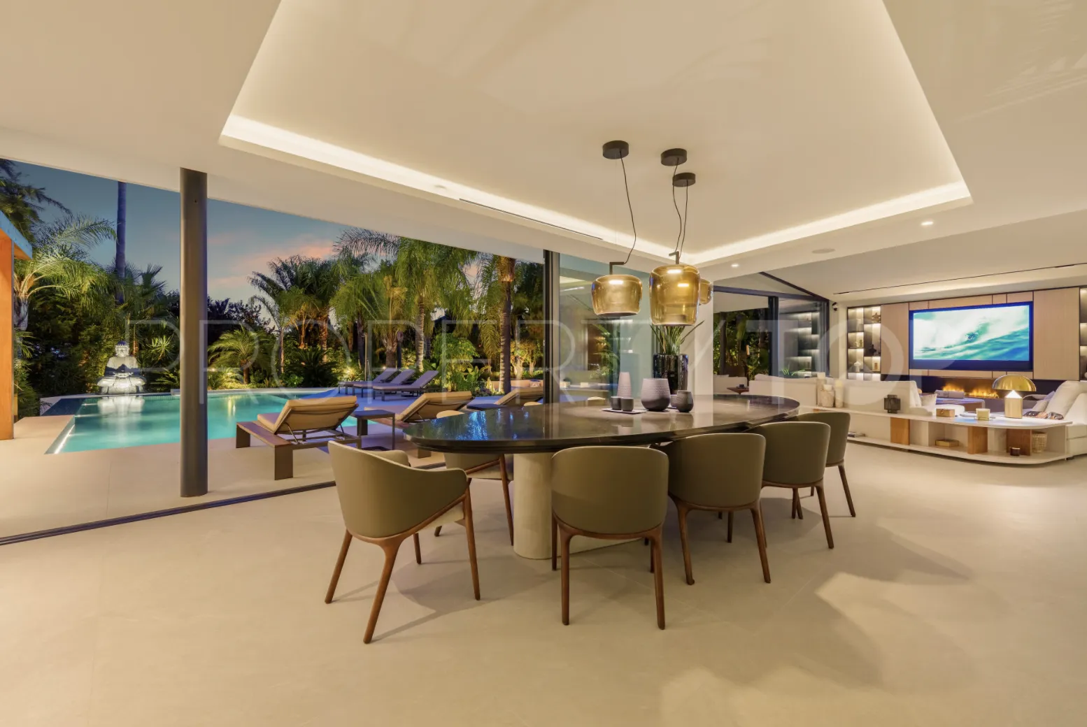 For sale villa in Las Chapas with 5 bedrooms
