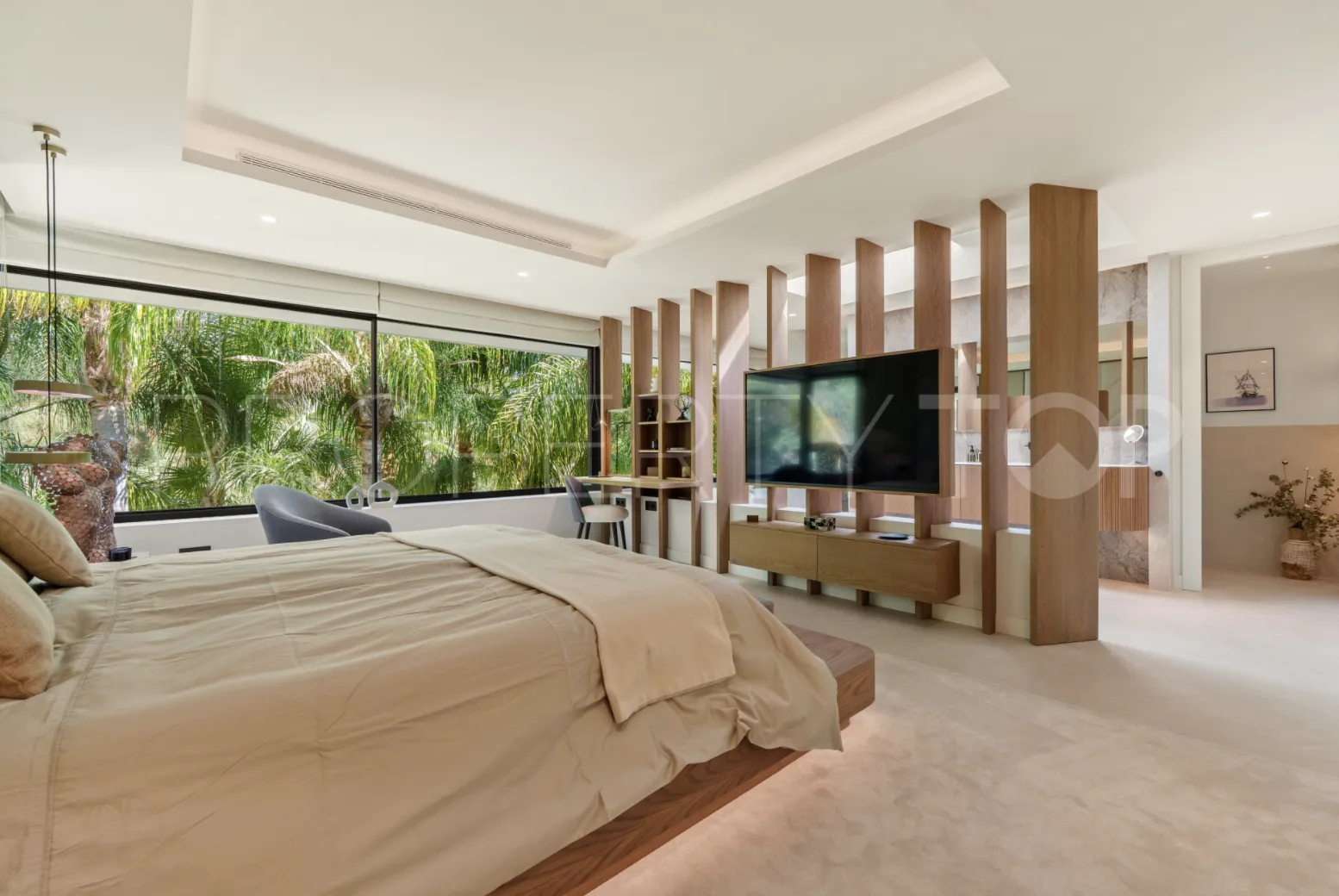 For sale villa in Las Chapas with 5 bedrooms