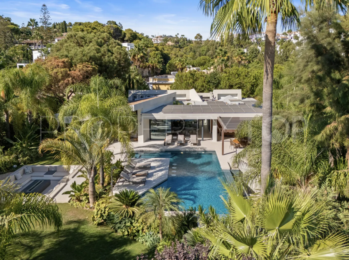 For sale villa in Las Chapas with 5 bedrooms