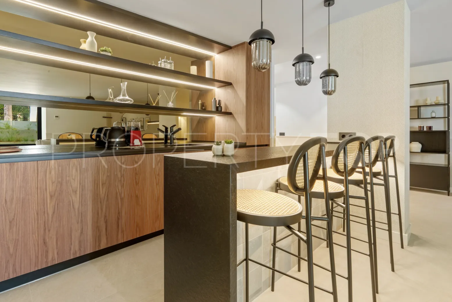 For sale villa in Las Chapas with 5 bedrooms