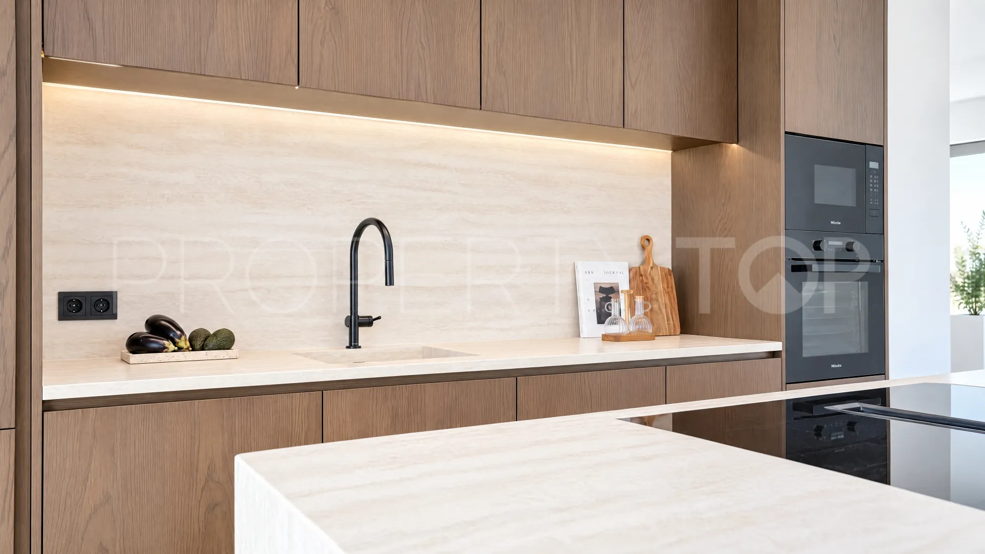 Se vende atico duplex en Nueva Andalucia
