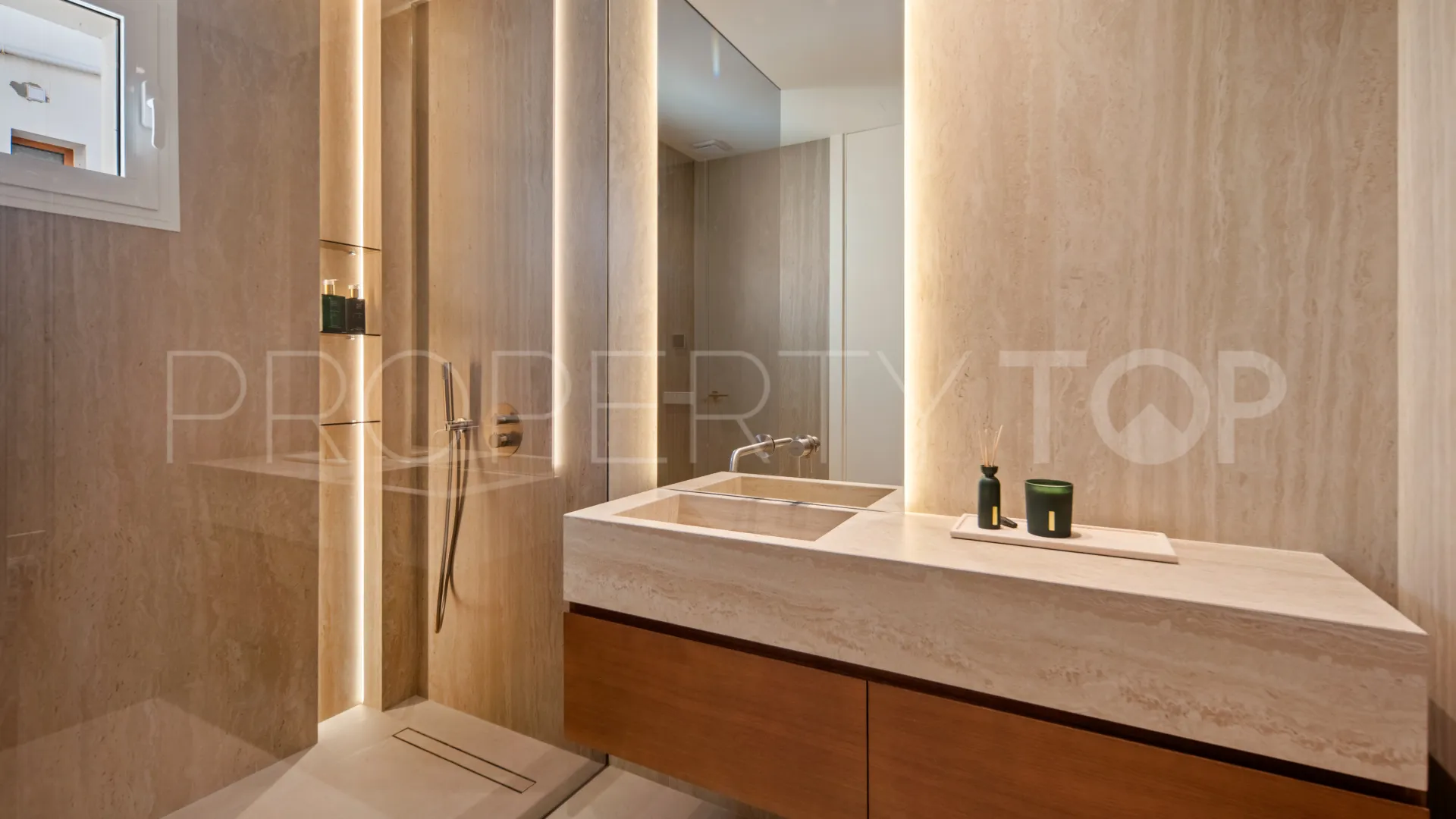 Comprar duplex en Alcores del Golf con 4 dormitorios