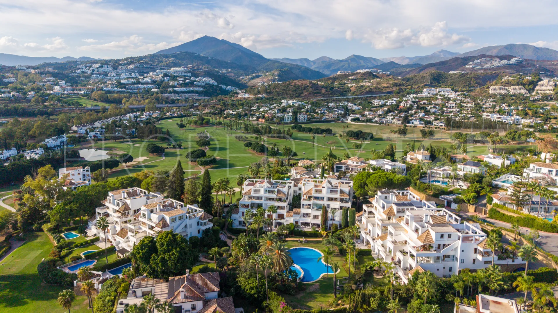 Comprar duplex en Alcores del Golf con 4 dormitorios
