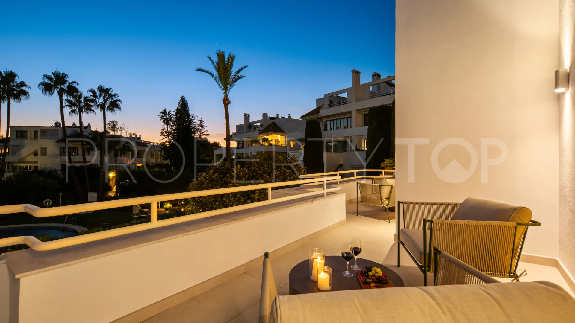 Comprar duplex en Alcores del Golf con 4 dormitorios