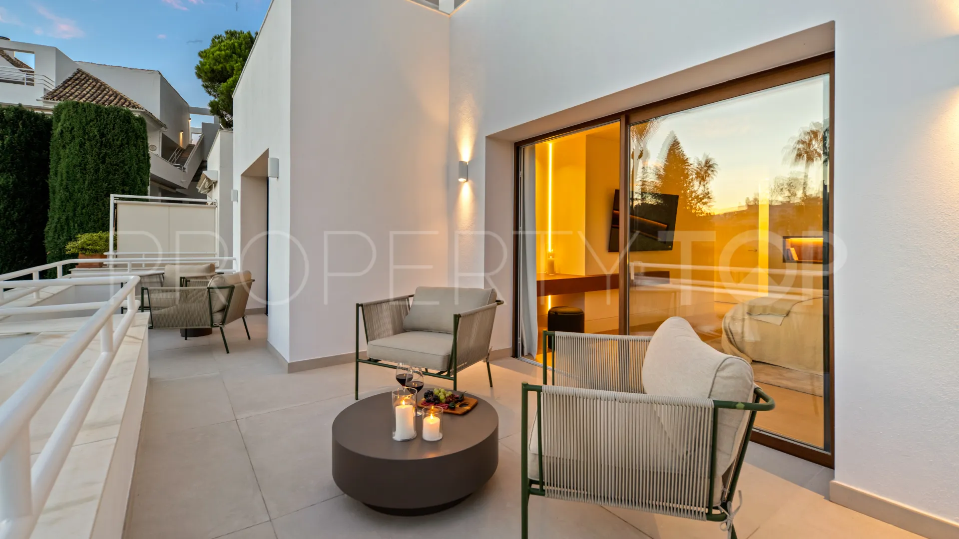 Comprar duplex en Alcores del Golf con 4 dormitorios