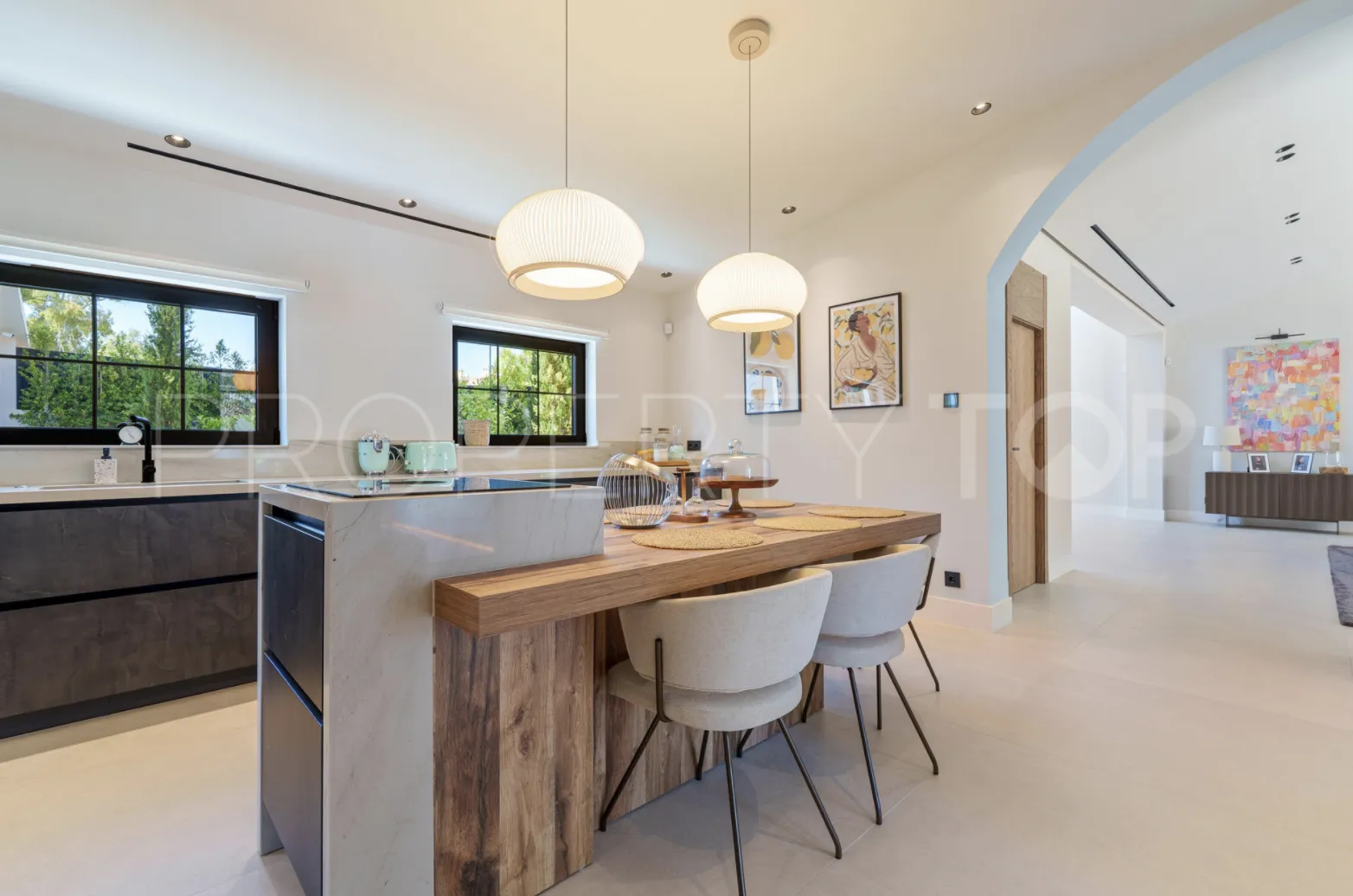 Buy villa with 5 bedrooms in Marbella - Puerto Banus