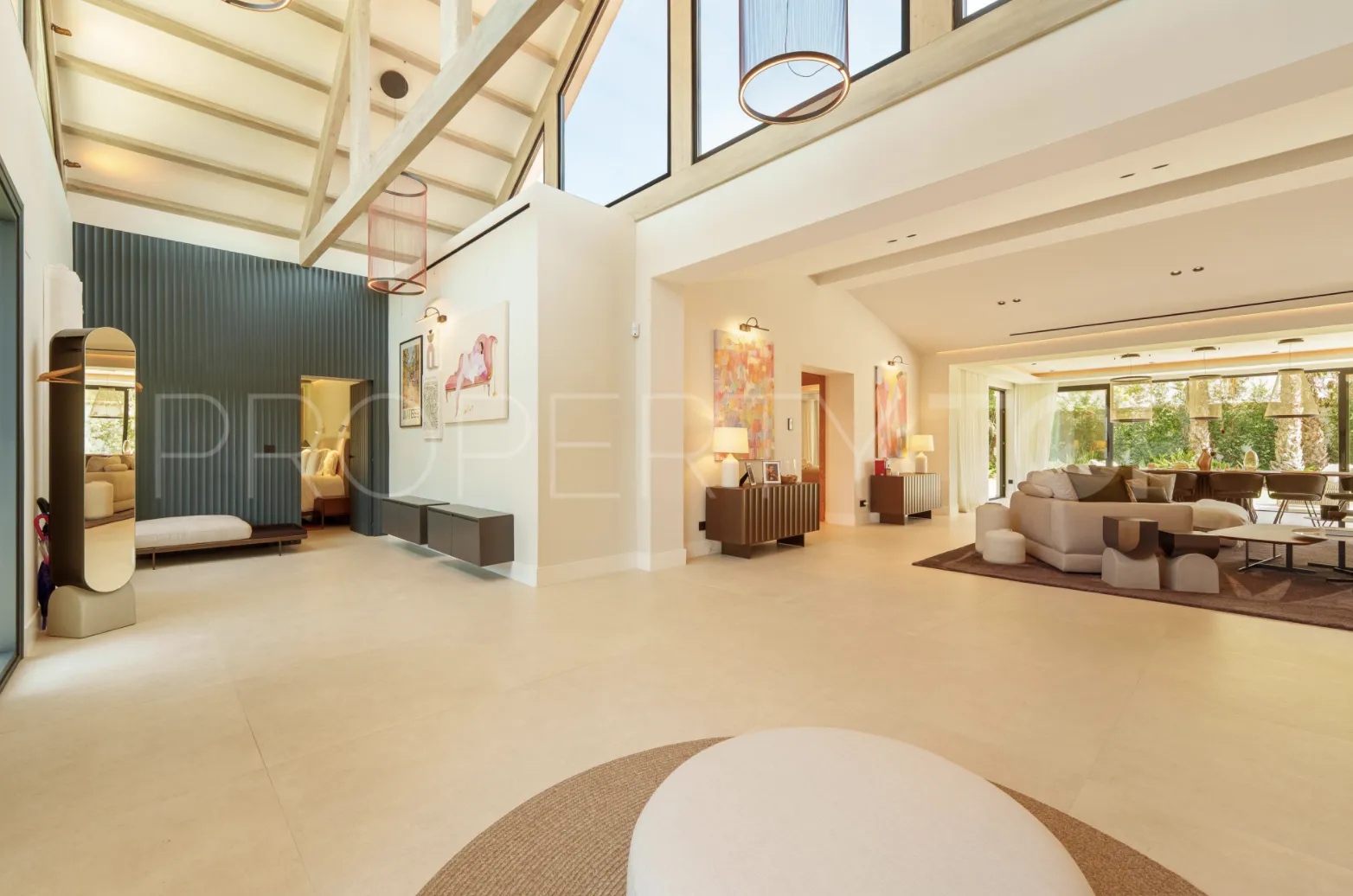 Buy villa with 5 bedrooms in Marbella - Puerto Banus
